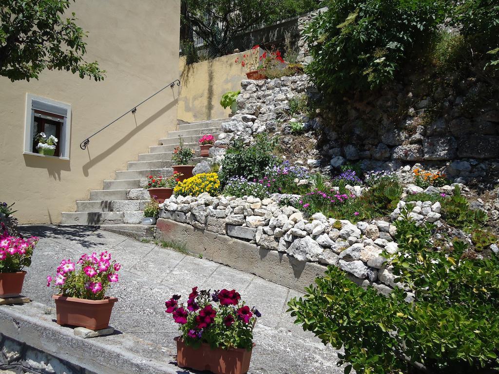 La Candeletta Hotel Santo Stefano Di Sessanio Exterior foto